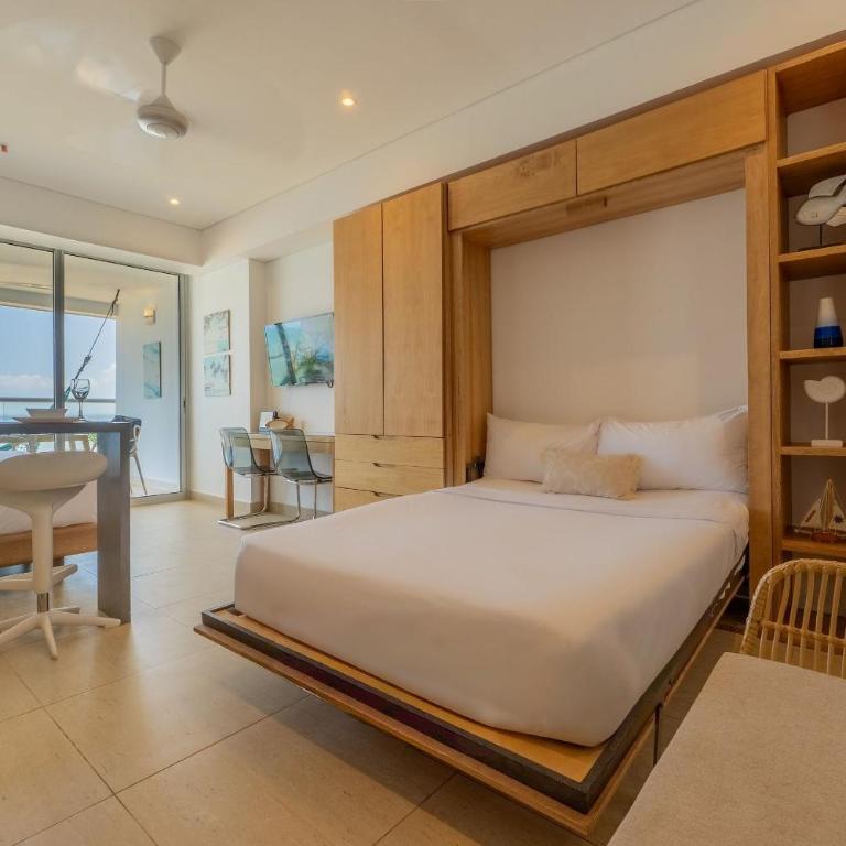 CB1223 Suite en Crespo Frente al Mar 10min Centro - Suite con cama grande - 10