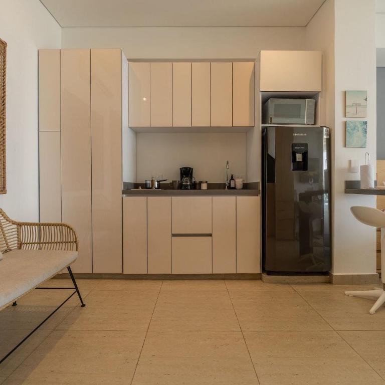 CB1223 Suite en Crespo Frente al Mar 10min Centro - Suite con cama grande - 31