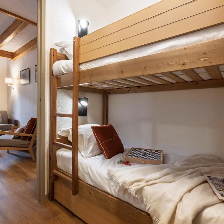 Résidence Pierre & Vacances Les Ravines - Studio Supérieur avec Mezzanine et Alcôve de Couchage (6 Personnes) - Vue sur Montagne - 7