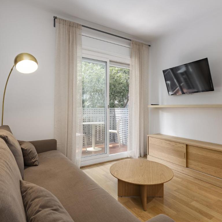 Ola Living Sagrada Familia - Three-Bedroom Apartment - 5