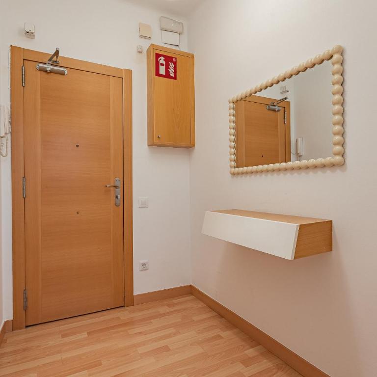 Ola Living Sagrada Familia - Three-Bedroom Apartment - 13