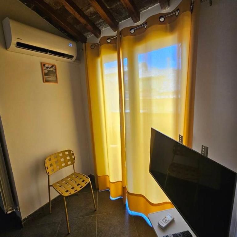 Palazzetto dei Priori - Monolocale con Terrazza - 21