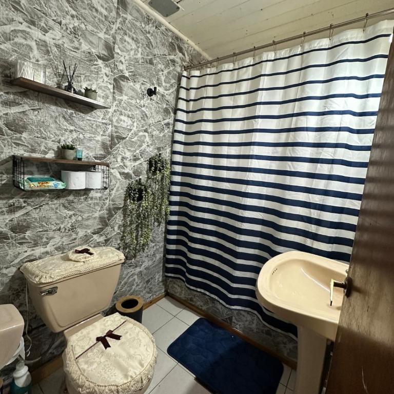 Casa en el Tabo 3 dormitorios 1 baño, Villa Cerrada, a 2 cuadras de la Playa Chepica - Casa de 3 dormitorios - 2