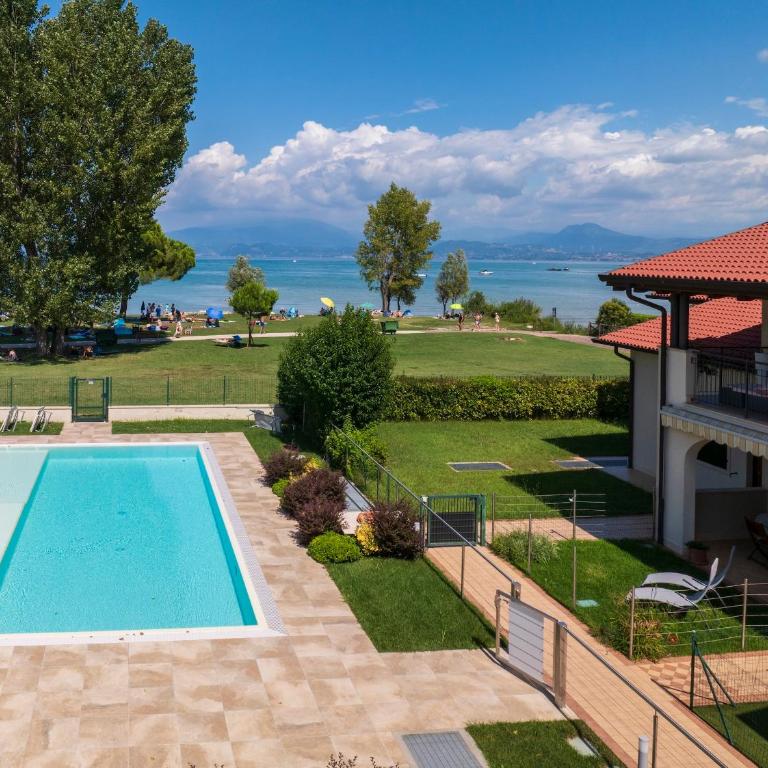Luci sul Lago - Appartamento con 2 Camere da Letto - 55
