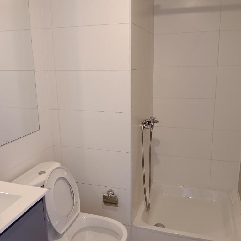 Vista Mar - Two-Bedroom Apartment - 10