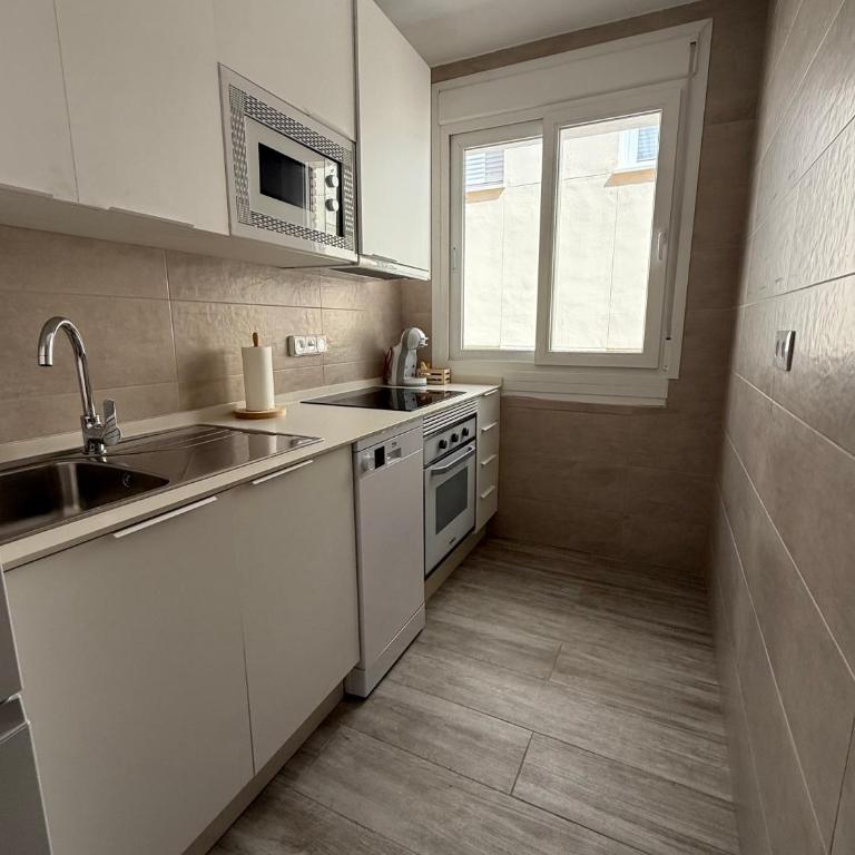 Apartamentos Azonaicas Centro Tendillas - Apartamento de 2 dormitorios - 3