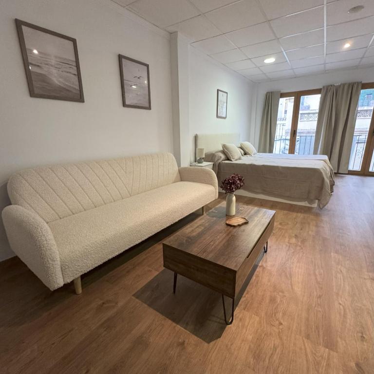 Med Time Hotel Boutique - Habitación Familiar con balcón - 1
