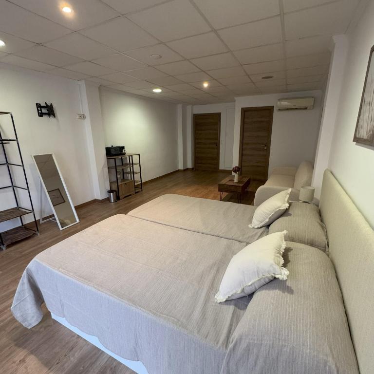 Med Time Hotel Boutique - Habitación Familiar con balcón - 9