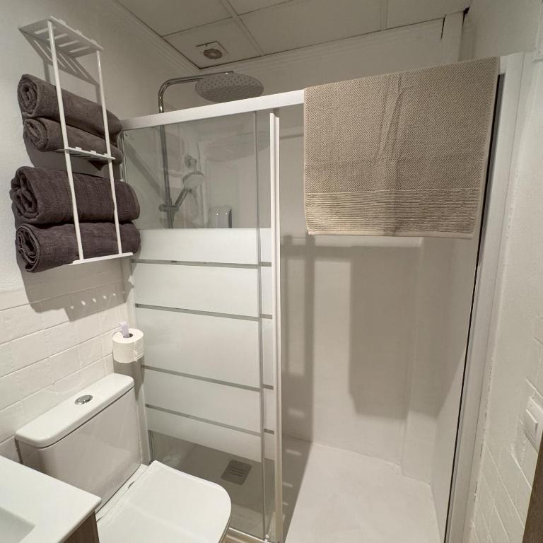 Med Time Hotel Boutique - Habitación Familiar con balcón - 12