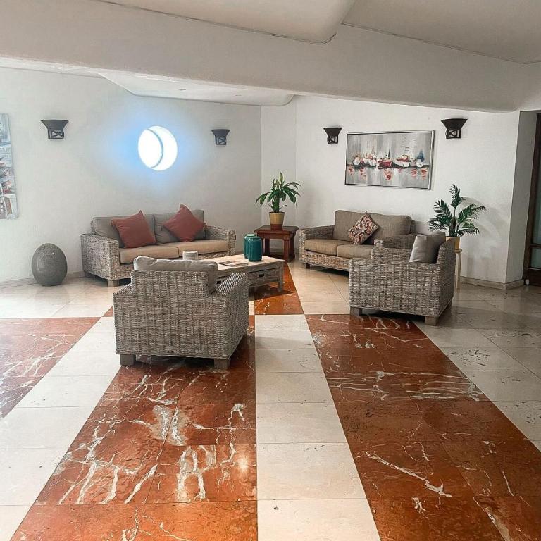 Frente al mar con vista soñada! - Two-Bedroom Apartment - 11