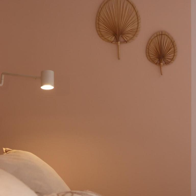 Funkey Studio - One-Bedroom House - 14