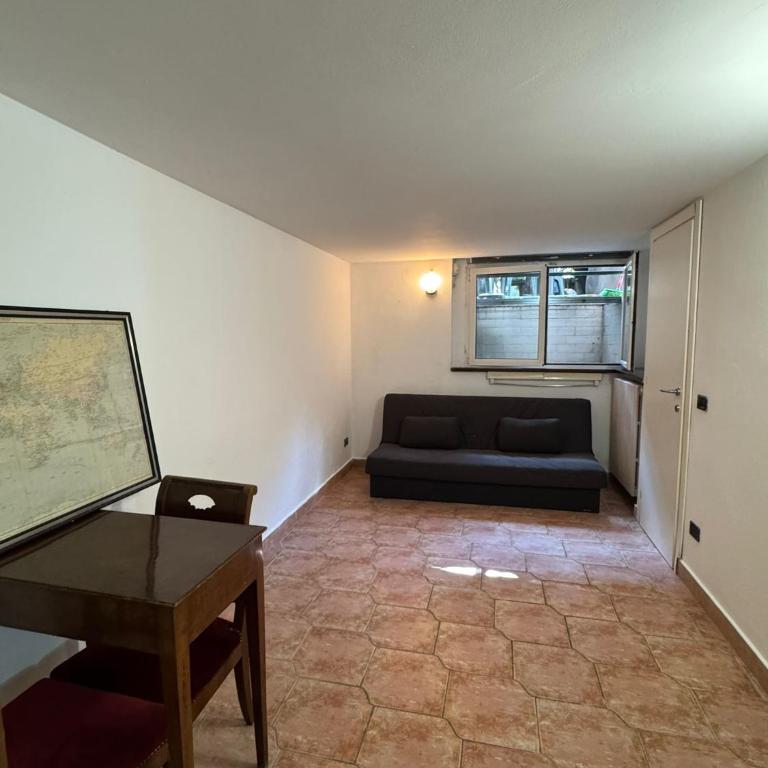 The Perfect Corner - Private House with Garden in San Siro - Two-Bedroom House - 20