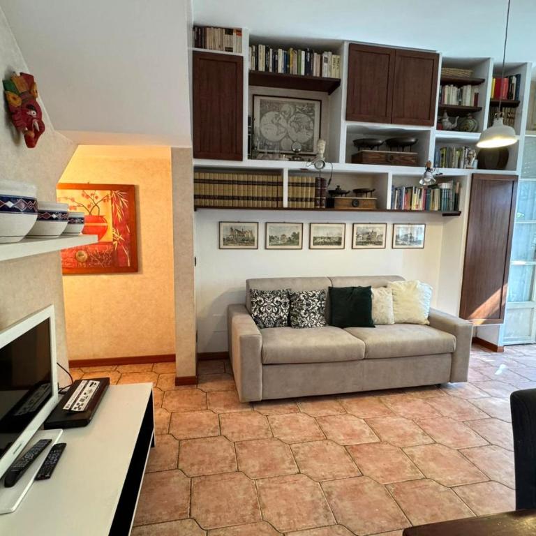 The Perfect Corner - Private House with Garden in San Siro - Two-Bedroom House - 9