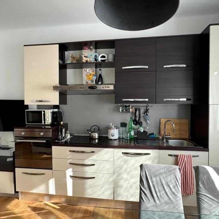 The Sunflower Apartment - Appartamento con 1 Camera da Letto - 3