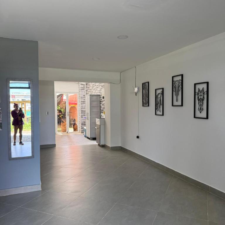 Primer piso con Garaje - Casa de 2 dormitorios - 2