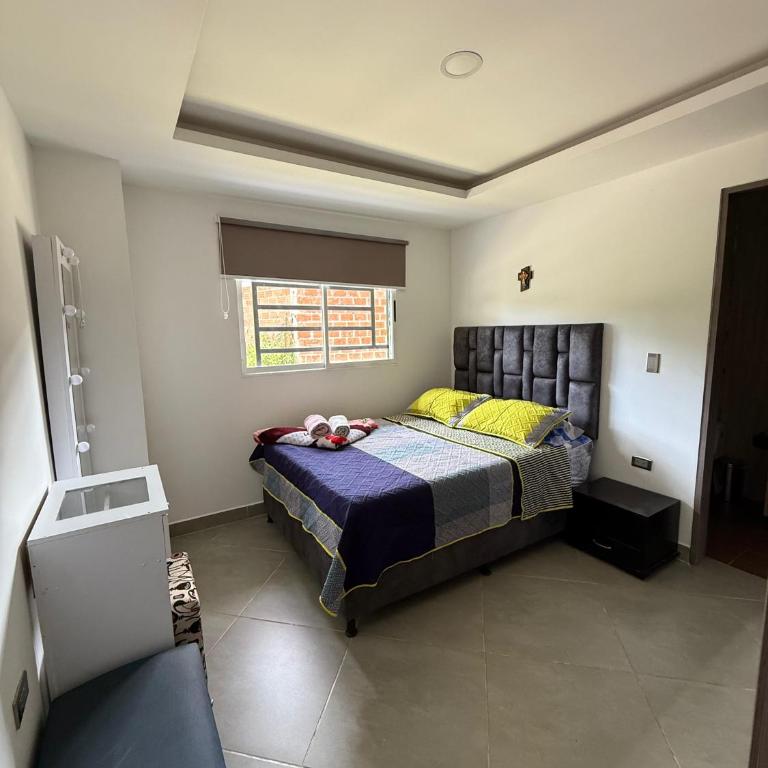 Primer piso con Garaje - Casa de 2 dormitorios - 13
