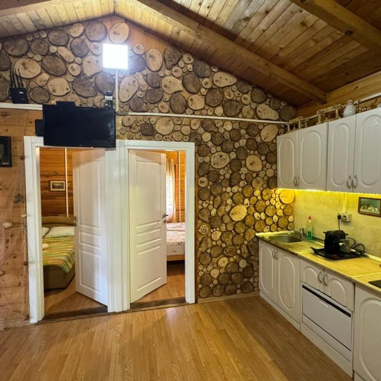 Sojenica Asije - Three-Bedroom House - 13