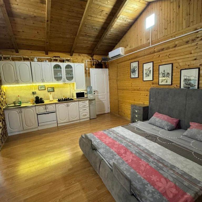 Sojenica Asije - Three-Bedroom House - 17