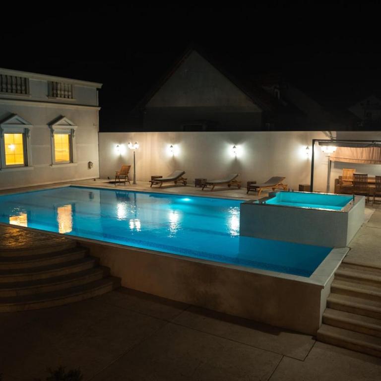 Villa White - Vila - 48