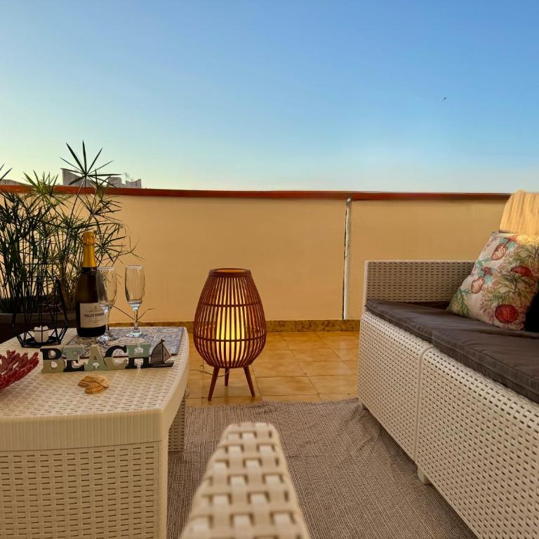 3 min Walk to Beach 3BR Apartment with Terrace AC & Parking - Appartamento con 3 Camere da Letto e con Balcone - 37
