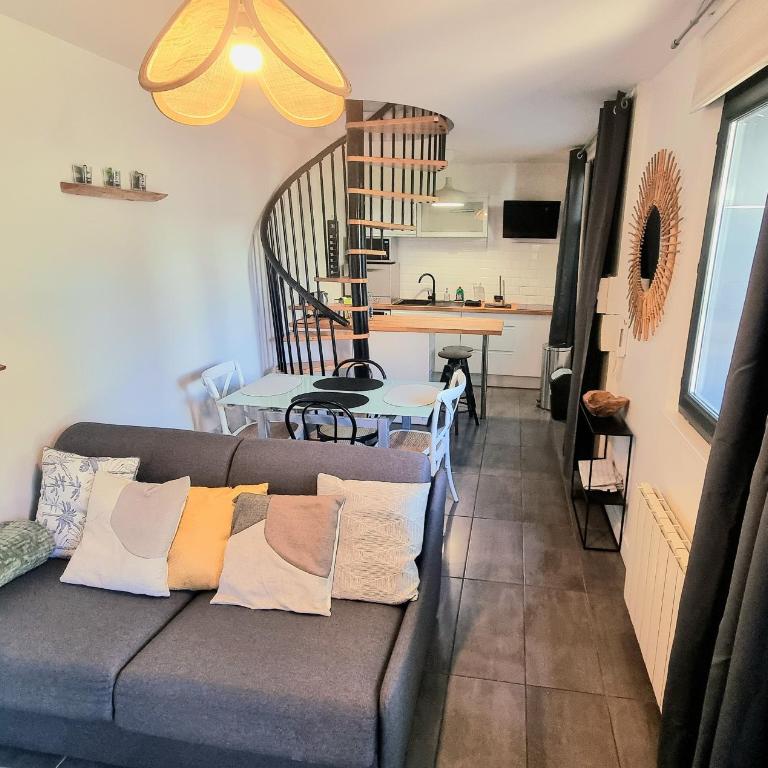 Maison Duplex Confort-Coté Cour et Jardins-Centre Gare - Maison 1 Chambre - 2