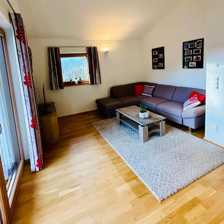 Frunhaus - Zimmer, Apartments, Ferienwohnungen - Apartamento de 1 dormitorio con balcón - 3