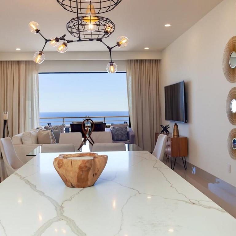Penthouse with Panoramic Ocean & Arch View! - Apartamento de 1 dormitorio - 4