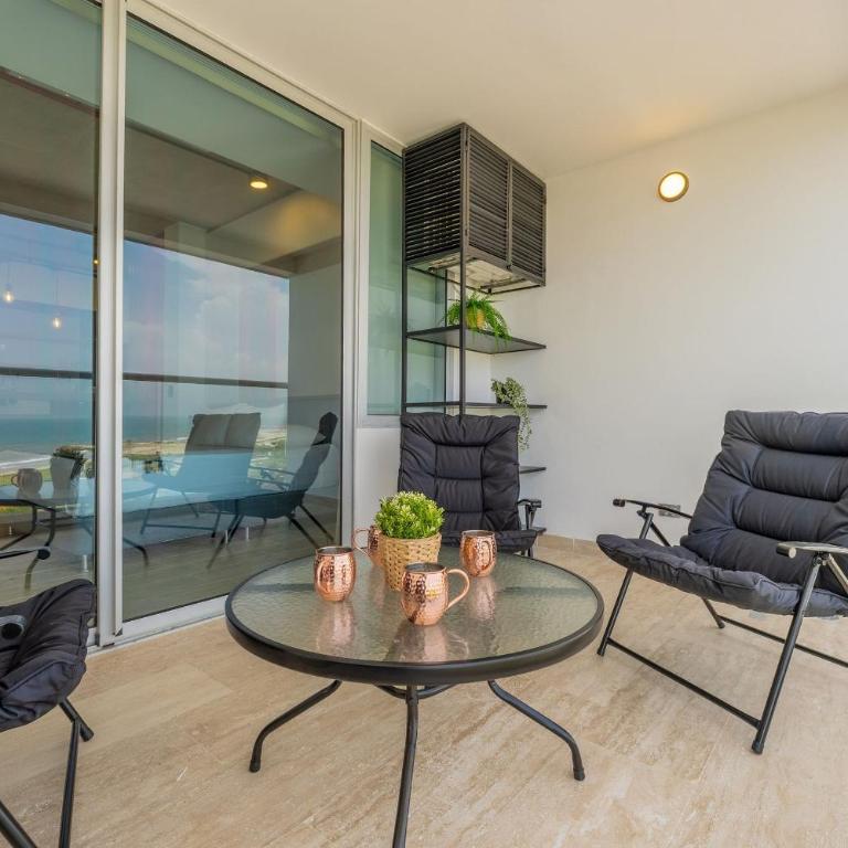 CB806 | Estudio moderno con balcón XL y vista espectacular - Queen Suite - 18