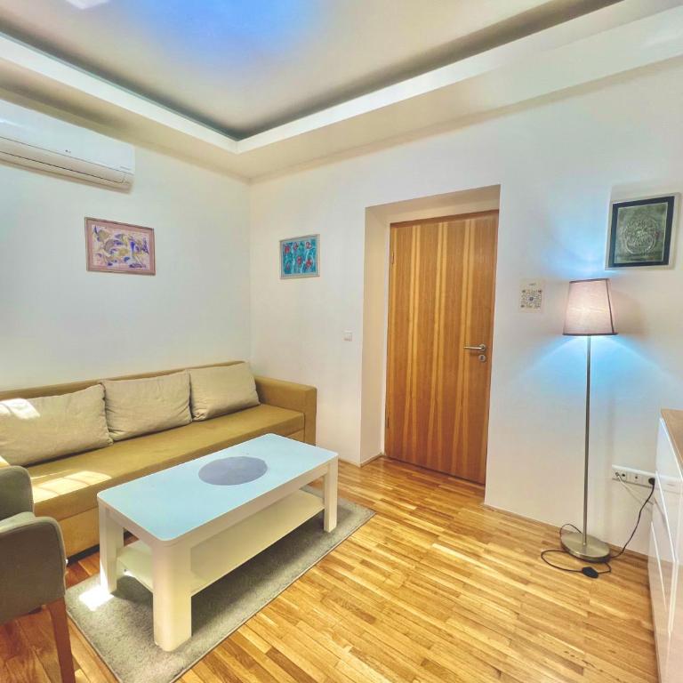 Beautiful One-Bedroom Deluxe Apartment - Porodični Apartman s 1 Spavaćom Sobom - 11