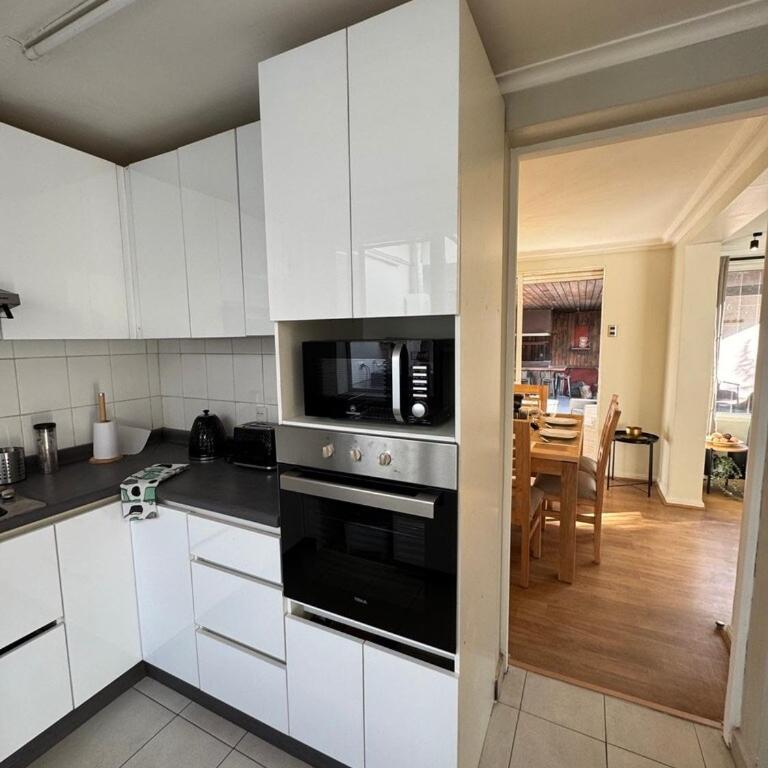 Spacious and beautiful house in Las Condes - Casa de 4 dormitorios - 11