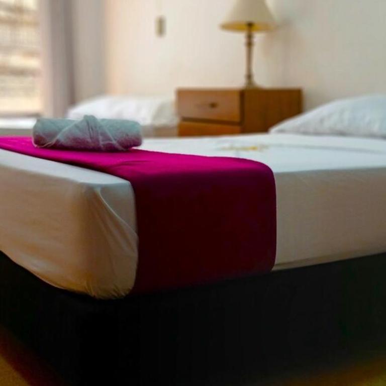 COMODO APARTAMENTO WIFI-COWORK CERCA a ZONA TURISTICA DE MEDELLIN - Two-Bedroom Apartment - 63