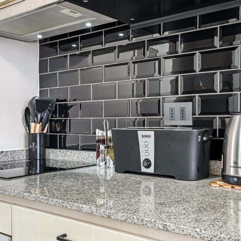 U611 Central in Santiago Security Wifi - One-Bedroom Apartment - 3