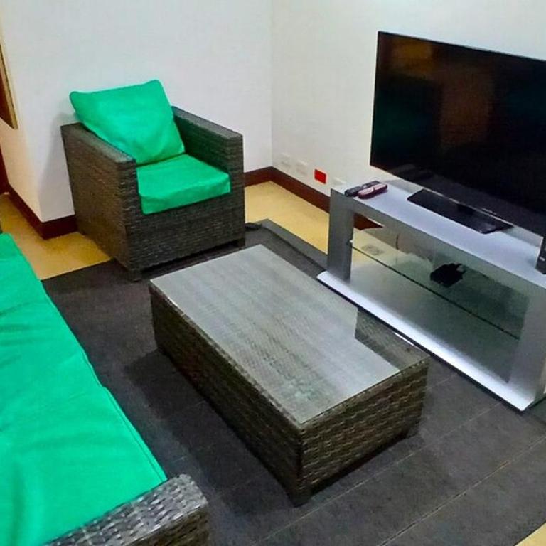 COMODO APARTAMENTO WIFI-COWORK CERCA a ZONA TURISTICA DE MEDELLIN - Two-Bedroom Apartment - 50