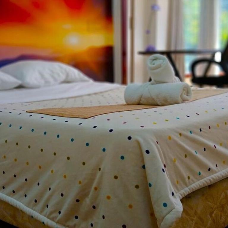 COMODO APARTAMENTO WIFI-COWORK CERCA a ZONA TURISTICA DE MEDELLIN - Two-Bedroom Apartment - 37