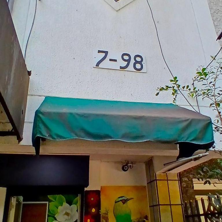 COMODO APARTAMENTO WIFI-COWORK CERCA a ZONA TURISTICA DE MEDELLIN - Two-Bedroom Apartment - 21