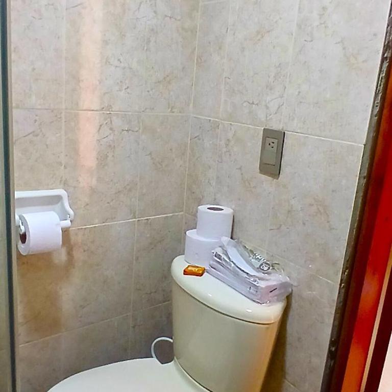 COMODO APARTAMENTO WIFI-COWORK CERCA a ZONA TURISTICA DE MEDELLIN - Two-Bedroom Apartment - 2