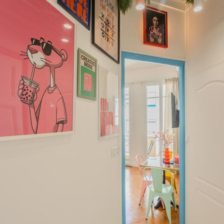 Bright Pop-Art Studio City Center Near Beach - Studio - 17