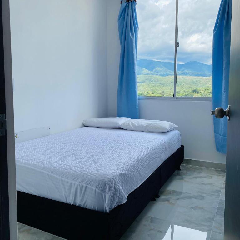 Apartamento Conjunto Altos de Laureles - Apartamento de 3 dormitorios - 12