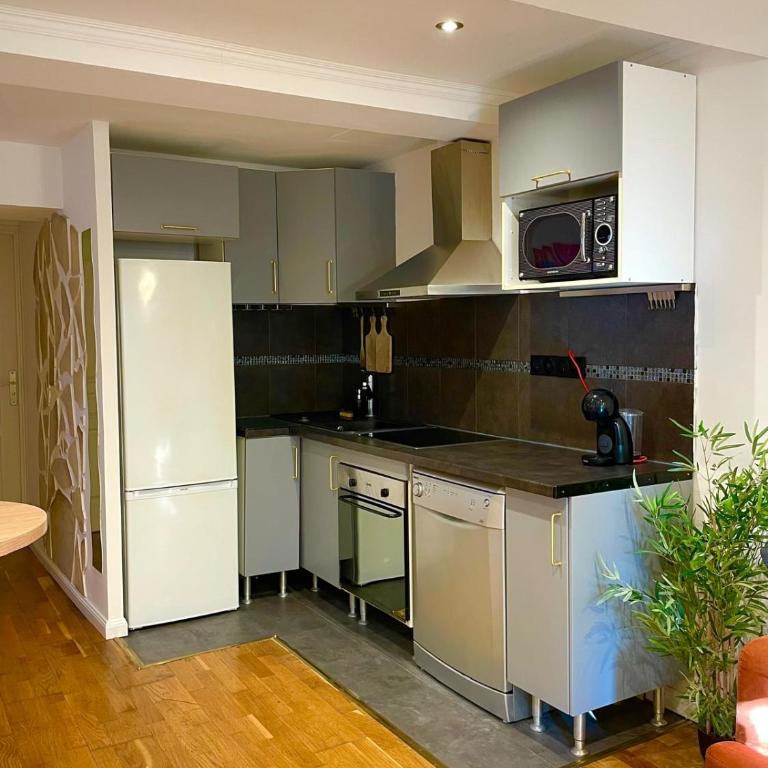Charmant appartement au cœur de La Ciotat ! - One-Bedroom Apartment - 7