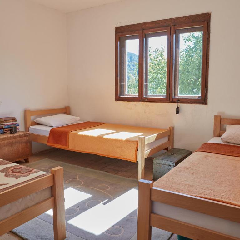 Foreside Escape Montenegro - Two-Bedroom Apartment with Mountain View - 33