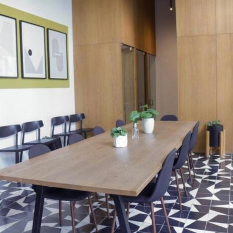 Perfect 2 Bedroom Apartment - Two-Bedroom Apartment - 19