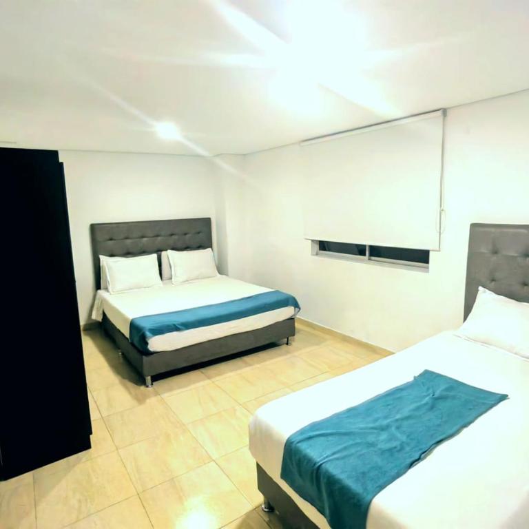 Aparta Estudios Luz Galery - Apartamento Familiar de 2 dormitorios - 1