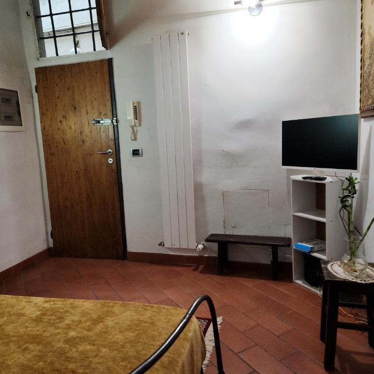 Florence center - Two-Bedroom Deluxe Apartment - 3