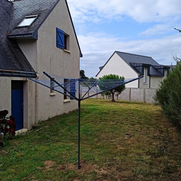 Maison avec grand terrain à 2 pas de la mer - Maison 4 Chambres - 11