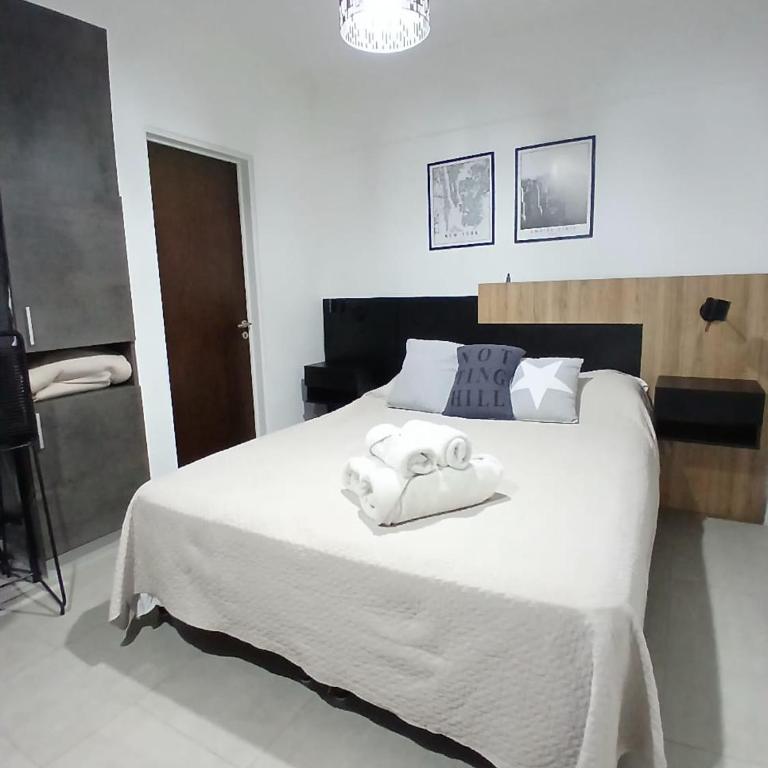 Confort y vistas únicas, a 15min del aeropuerto de Ezeiza - Apartamento de 1 dormitorio - 1