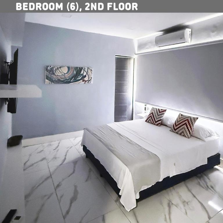 Majestic Blue Bay of Cancun - Up to 12 Pax - Deluxe Villa - 64