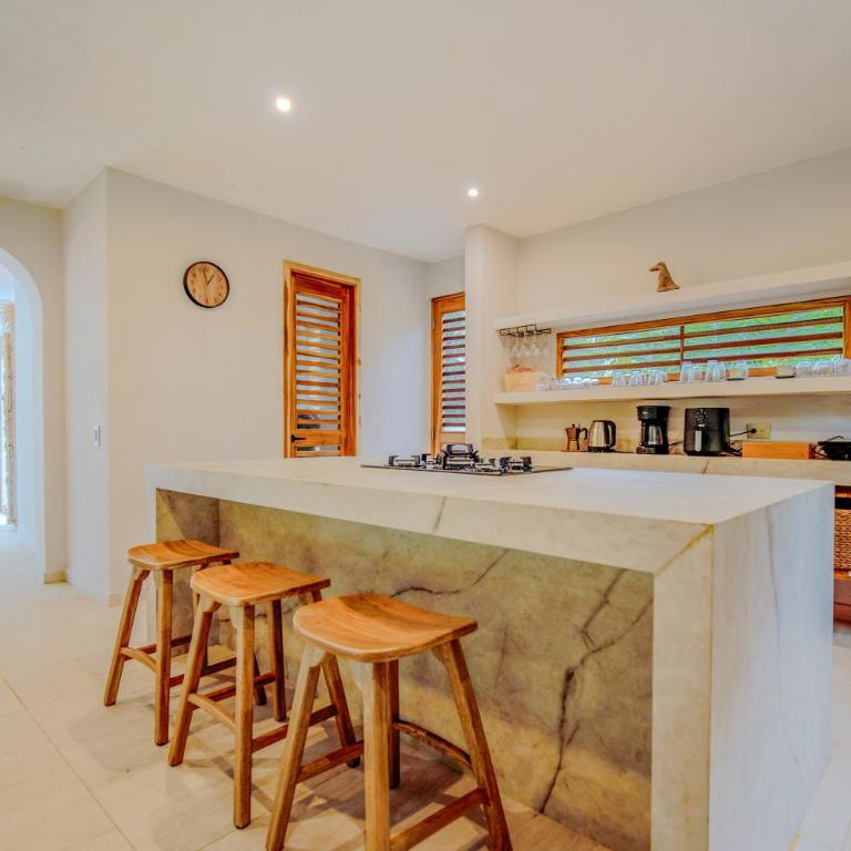 Luxury Palomino Beach House by KeyPoint - Villa - 9