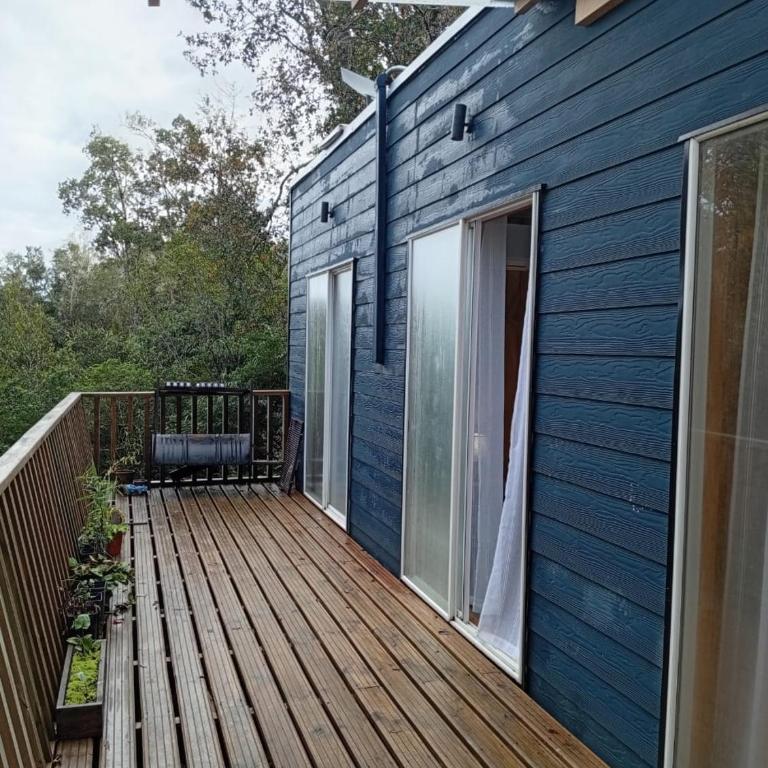 Cabaña Lago Chapo - Two-Bedroom House - 7