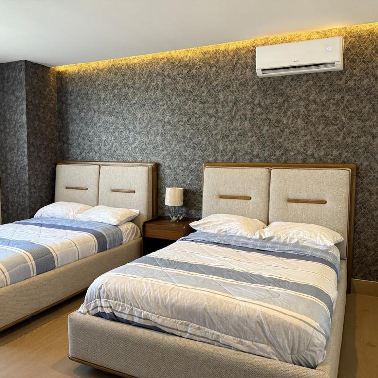 Hermoso Depa sobre el Malecón - Two-Bedroom Apartment - 54
