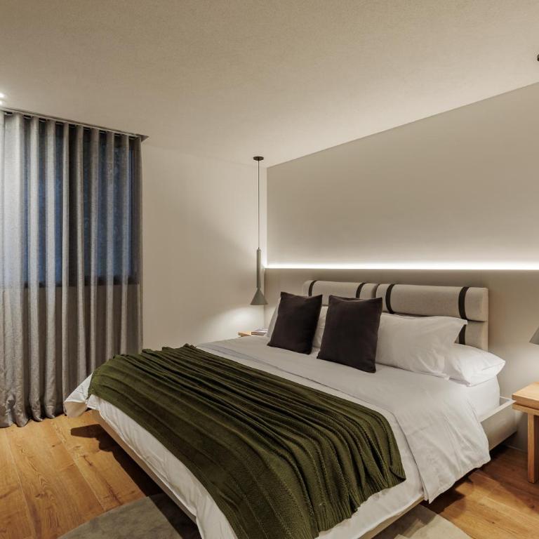 Sereno Building - Two-Bedroom Deluxe Apartment - 17